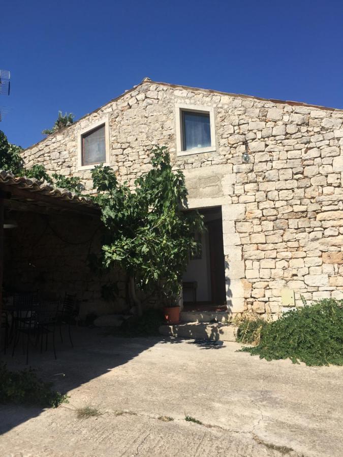 B&B Etico La Casa Di Toti Modica Exterior foto